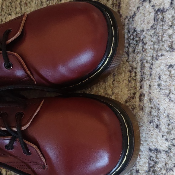 Dr. Martens boots burgundy color - Picture 2 of 9